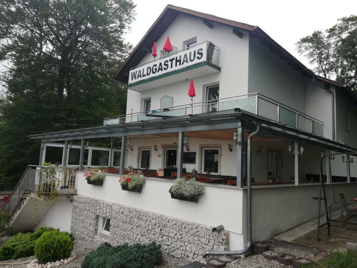 Waldgasthaus Hochburg-Ach Екстериор снимка